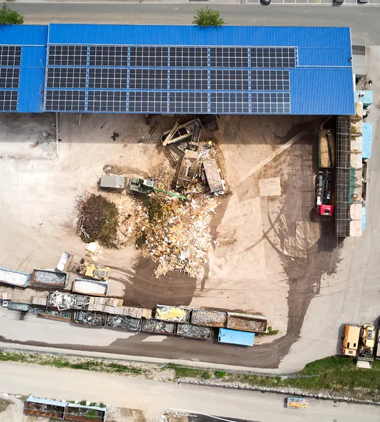 Nachhaltige Baustellenentsorgung und Abfallverwertung der Rieger Entsorgungs GmbH für Wien, Linz und Salzburg – Luftaufnahme Betriebsgelände