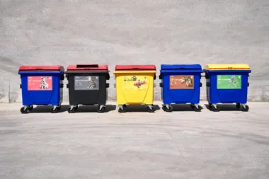 Müllcontainer der Entsorgungsfirma Rieger